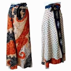 New Urban Nomad Silk Boho Reversible Midi Wrap Skirt in Cream, Navy Rust One Sz